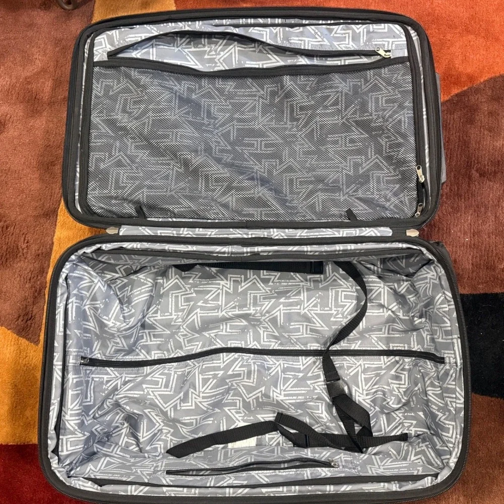 OGIO Black Rolling Suitcase Softshell Upright Travel Bag with Telescoping Handle